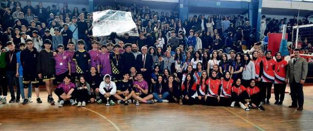 Okul Sporları  Voleybol Final Maçları Nefesleri Kesti !  