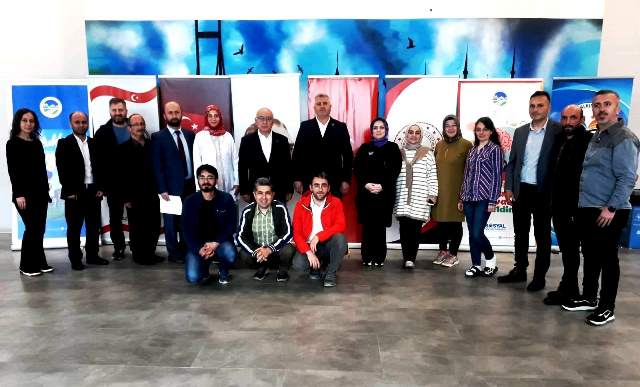 AKYAZI’DA AKIL OYUNLARI YARIŞMALARI TAMAMLANDI DERECEYE GİRENLER ÖDÜLLERİNİ TÖRENLE ALDI 