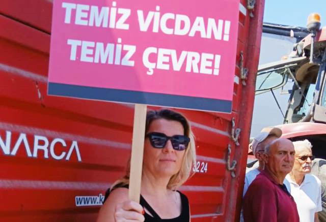 Av. Elif Yar’da protesto yürüyüşüne katıldı 