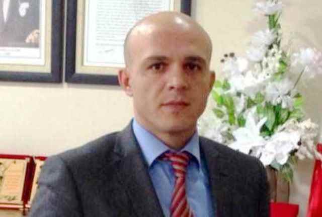 İLÇE MİLLİ EĞİTİM MÜDÜRLÜKLERİNDE DEĞİŞİKLİKLER EŞREF BAŞER SERDİVAN İLÇE MİLLİ EĞİTİM MÜDÜRÜ OLDU 