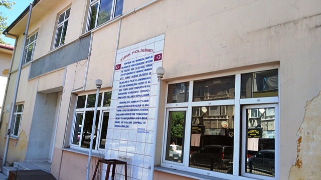 Akyazılılar soruyor Binalar çürümeye mi terk edildi 