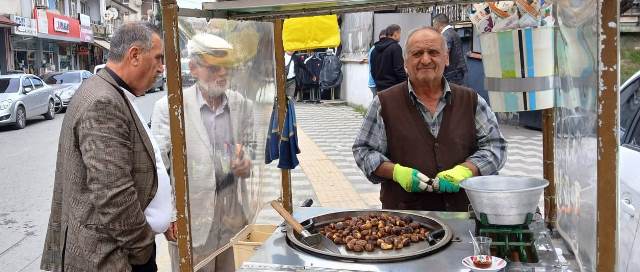 Kestane kebap yemesi sevap Kilosu 800 lira 