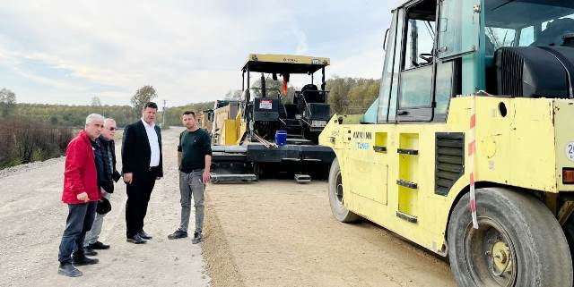 Akyazı belediyesinde boş durmak yasak