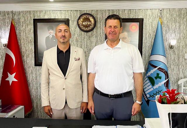 Akyazı lçe Spor Müdürü Kodalak başkan Soykan’ı ziyaret etti  