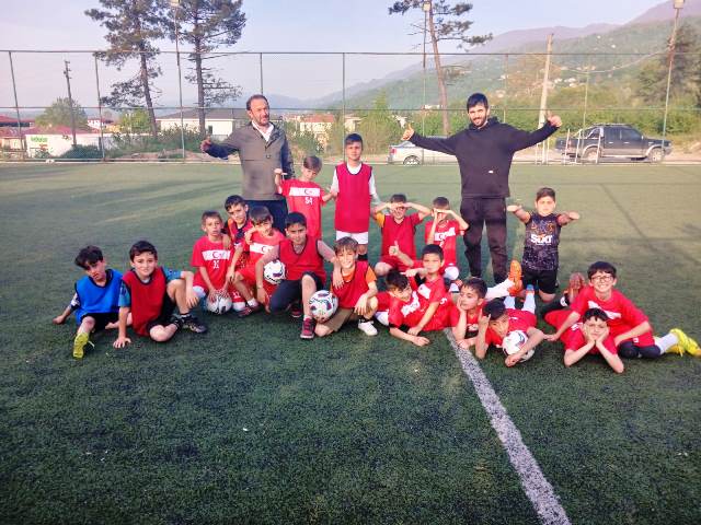 Akyazı Çınarlık Spor Kulübü’nden Gençleri Bağımlılıktan Koruyacak Önemli Proje 