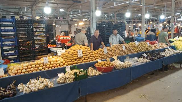 PATATES VE SOĞAN: ONLAR PAZARIN KRALI OLMAYA DEVAM EDİYOR