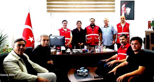 KIZILAY AKYAZI ŞUBESİ YÖNETİMİ DESTEK ZİYARETLERİNE DEVAM EDİYOR