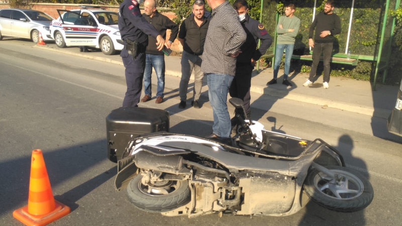 Traktörle çarpışan Motosiklet sürücüsü yaralandı  