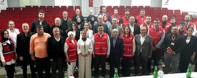 SAKARYA KIZILAY YÖNETİMLERİ KOORDİNASYON TOPLANTISINDA BİR ARAYA GELDİ 