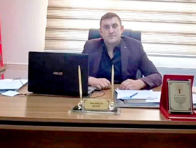 Okul Müdürü Nafi Aslan Kalp Krizi Geçirdi  