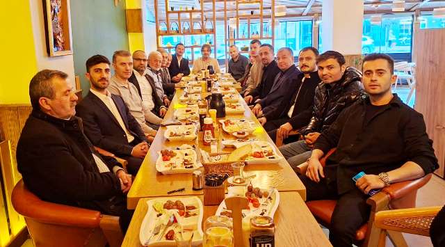 Anahtar Parti Akyazı teşkilatı Basın Mensuplarını Ağırladı 