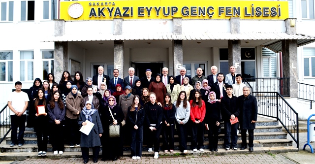 AKYAZI EYYUP GENÇ FEN LİSESİNDE DUYGULANDIRAN SÖYLEŞİ  