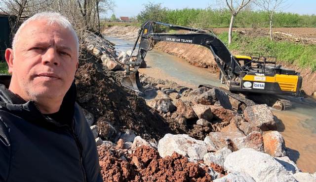 Akyazı Alaağaç Mahalle Muhtarı KaracanTeşekkür etti 