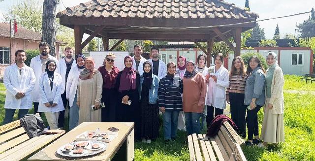 Akyazı İlçe Sağlık Müdürlüğünün misafirleri Hemşirelik bölümü öğrencileriydi 