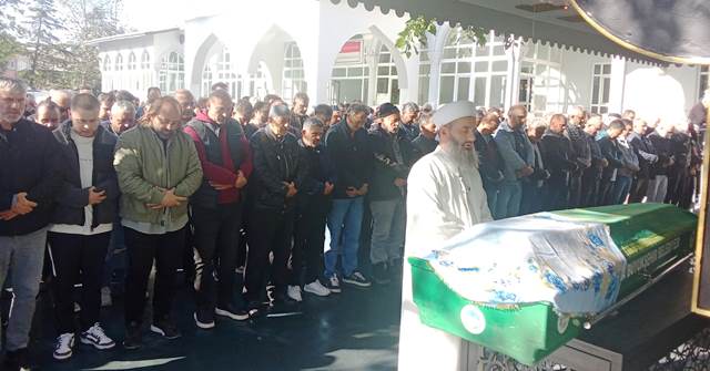 İLÇE SPOR MÜDÜRÜ RECEP KODALAK’IN ANNE ACISI 