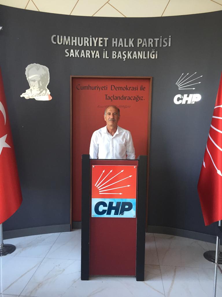 CHP Akyazı İlçe başkanı Sağır
“Genel Başkanımız Özgür Özeldir. Mücadeleye ve Nöbet tutmaya devam”