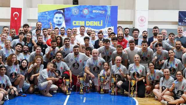 CEM DENLİ İŞİTME ENGELLİLER TÜRKİYE ŞAMPİYONASI SONA ERDİ