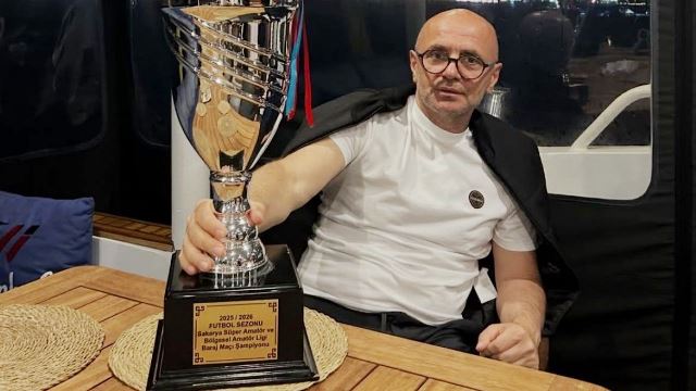 AS AKYAZI BAL LİGİNE ESKİ HOCASI İLE DEVAM EDECEK