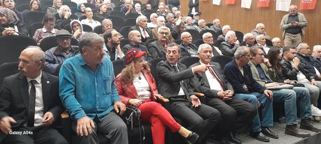 Yeni Parti Akyazı İlçe kongresi yapıldı Mustafa Sağır güven tazeledi  30 eylül 2026